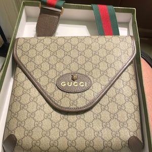 Gucci unisex messenger bag